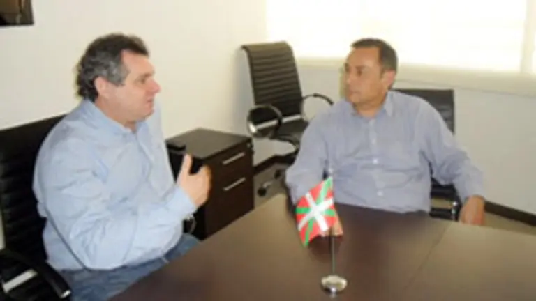 Víctor Terradellas e Iñaki Martínez, durante el encuentro. 