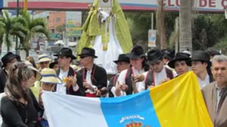  Procesión en Los Salias. 