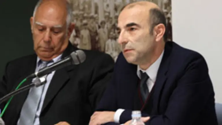  Un instante del discuros de José Povedano.