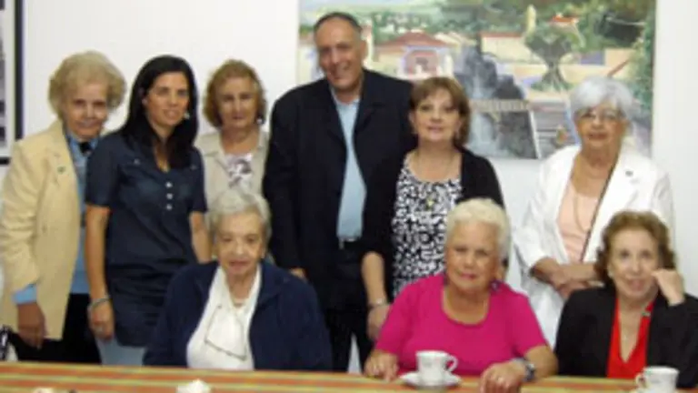 Cándido Padrón, durante su visita al Centro Canario de Rosario. 
