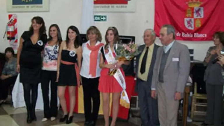  Durante la celebración se eligió por primera vez a la ‘reina’ del Centro y el premio recayó en Guillermina Constantini.