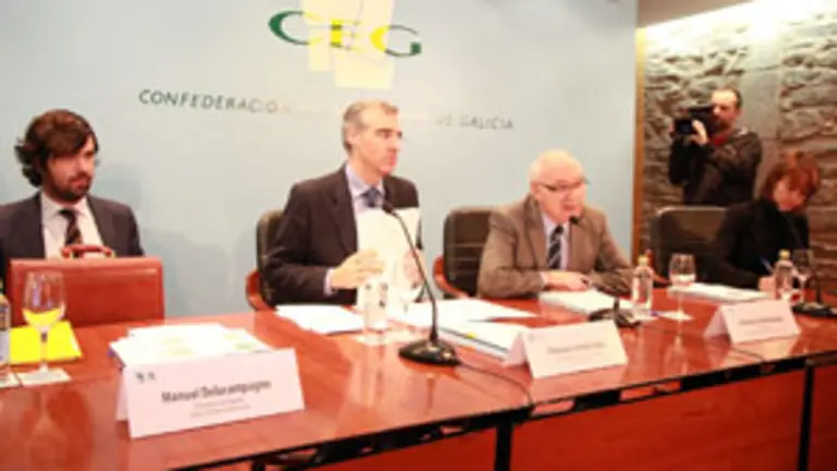 De izda. a dcha.: Manuel Delacampagne, Francisco Conde, Antonio Fontenla e Ico S&aacute;nchez. 
