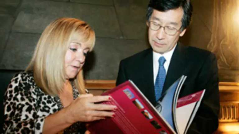 Isabel Carrasco-embajador Japón4