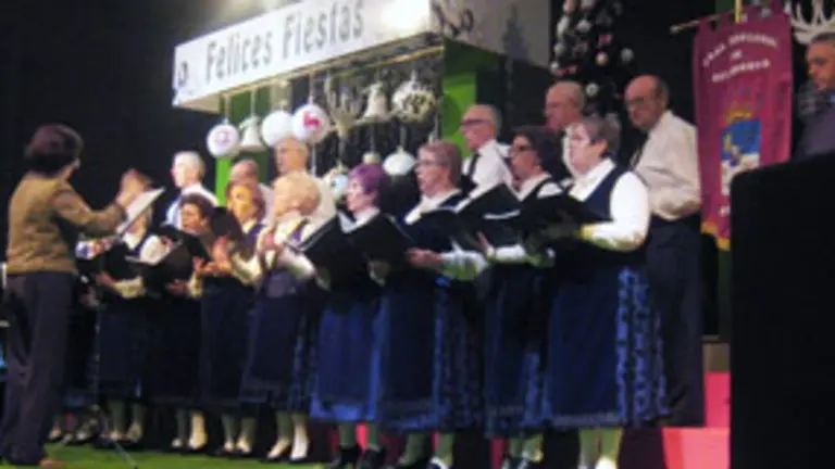 15-XII Actuacion del Coro en la Casa del Reloj