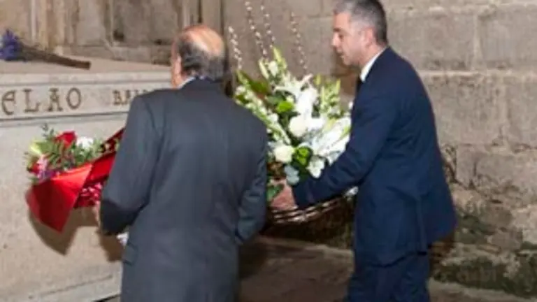  O secretario xeral de Pol&iacute;tica Ling&uuml;&iacute;stica, Valent&iacute;n Garc&iacute;a, asistir&aacute; ao acto de homenaxe floral a Castelao no 64 aniversario do seu pasamento. Ser&aacute; no Pante&oacute;n de Galegos Ilustres, no Museo do Pobo Galego (r&uacute;a de San Domingos de Bonaval, s/n). foto xo&aacute;n crespo07/01/14