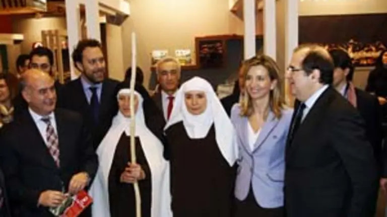 Visita Herrera a Fitur 08