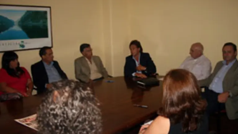 Uru.AEGU charla Lacalle05