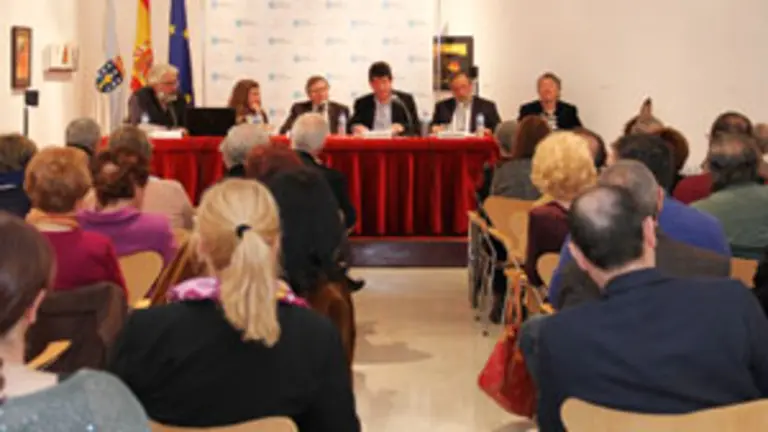 Cerca de medio centenar de personas acudieron a la presentación