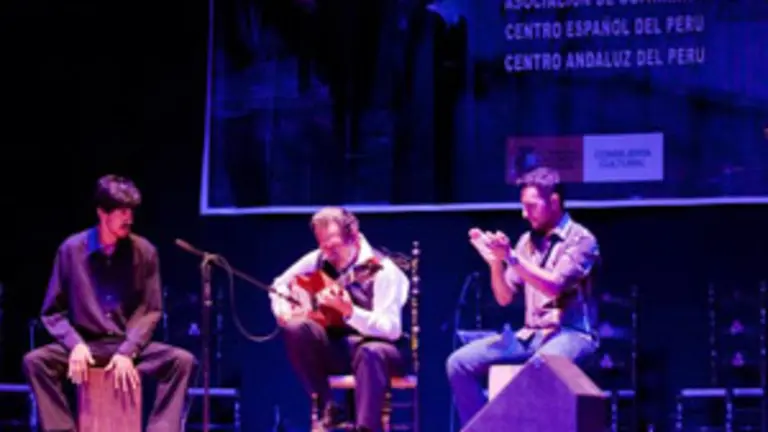 1509726_777480902261992_574395518_n