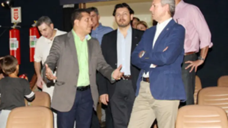 Caballeros.Campo con Rueda y Miranda