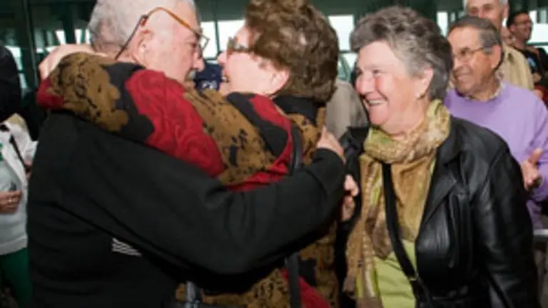 chegada dos emigrantes galegos do programa reencontros na casa 2012fotos: ana varela