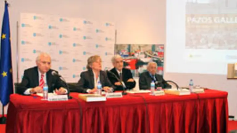 En la mesa Valle, Barrena, Bonet y Durán-Loriga