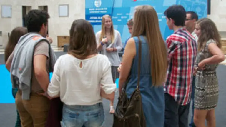 Instituto Bishop Kelly de Boise visita Lehendakaritza