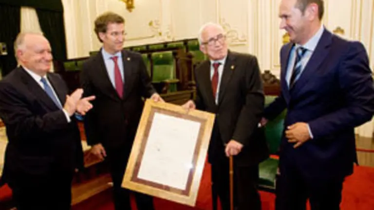 alberto nunez feijoo preside o acto de entrega do premio otero pedrayo