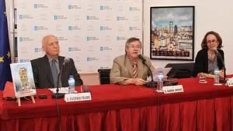 Eugenio Feijoo, Ramón Jiménez y Nuria Álvarez en la presentación