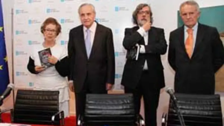 Seijas, Ónega, Pernas y Rodríguez Iglesias, al comienzo del acto