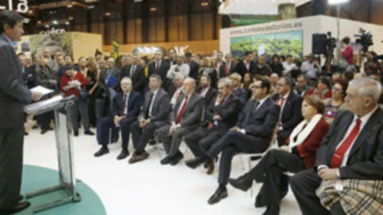 Presidente del Principado en FITUR 5