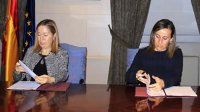 Ethel Vazquez firma en Madrid3