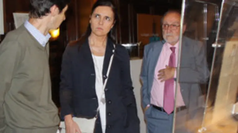 Rojo visita  a la Federación 1