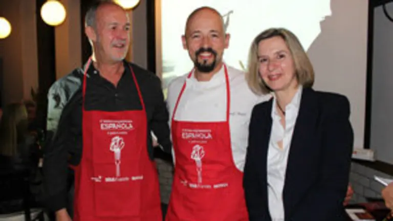 Turismo en BB AA.Oracio Diaz-Iñaki Bretal-Carmen Pita