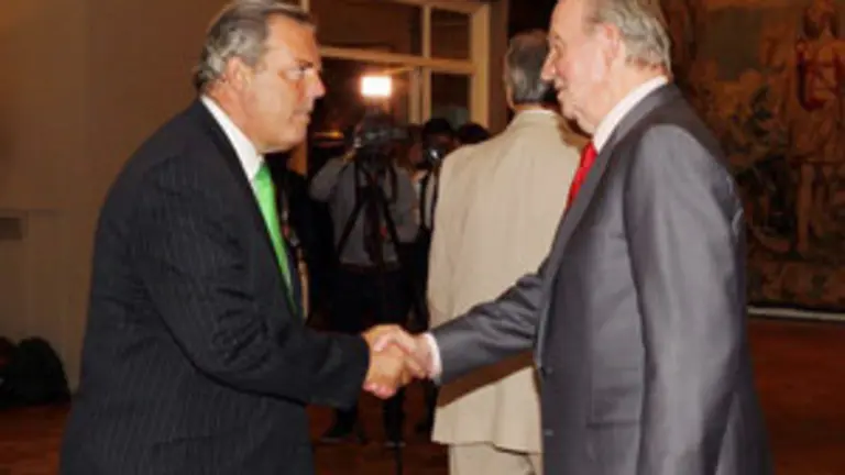 Uru.Centro Gallego Recepcion Rey