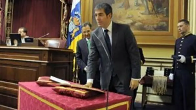 Clavijo toma posesion