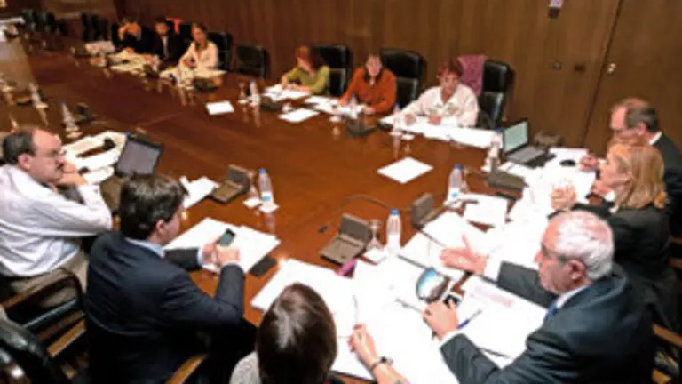 Comisi&oacute;n Permanente del CGCEE89