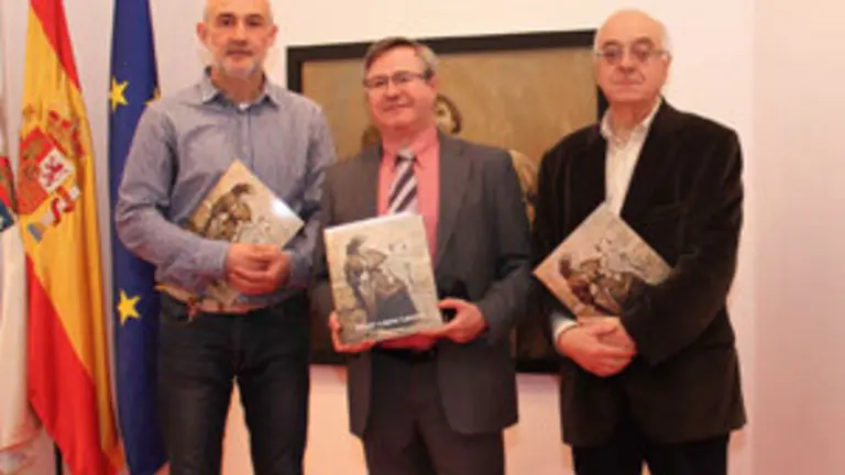 De izquierda a derecha, Jesús Lázare, Ramón Jiménez y Xulio Xiz