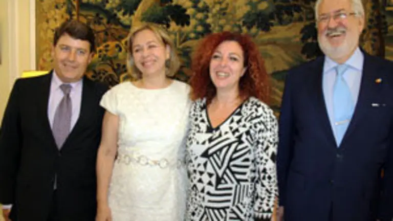 Almuerzo Embajada Efe 1