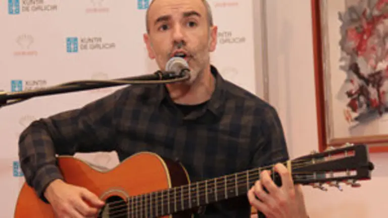 1. Emilio Rúa en un momento de su interpretación