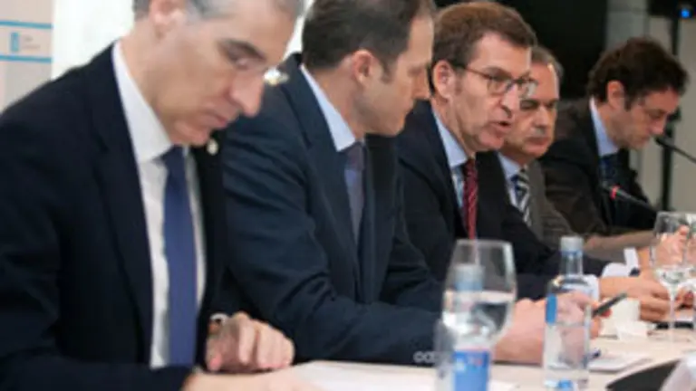  O titular da Xunta, Alberto N&uacute;&ntilde;ez Feij&oacute;o, acompa&ntilde;ado polo conselleiro de Econom&iacute;a, Emprego e Industria, Francisco Conde, presidir&aacute; o II Foro de Internacionalizaci&oacute;n da Econom&iacute;a galega. 