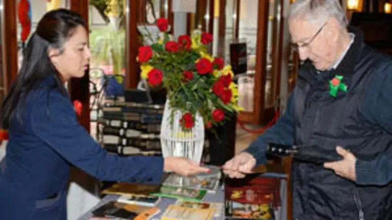 Chile.Dia Libro Estadio Español