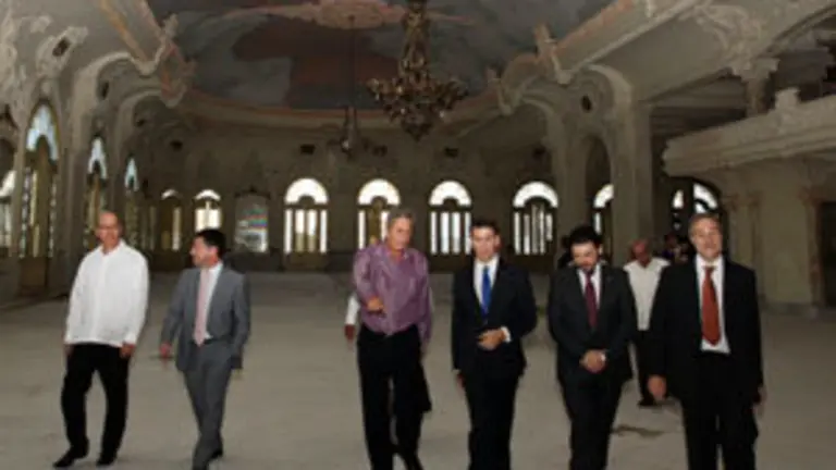 FEIJOO VISITA CENTRO GALLEGO