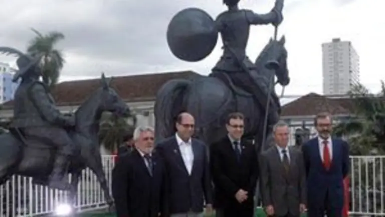 Santos-Homenaje Cervantes2