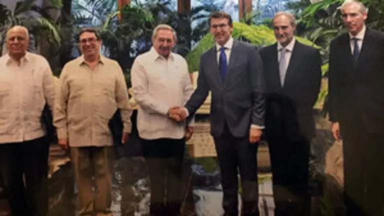 FeijooReunionRaulCastrocuba 2