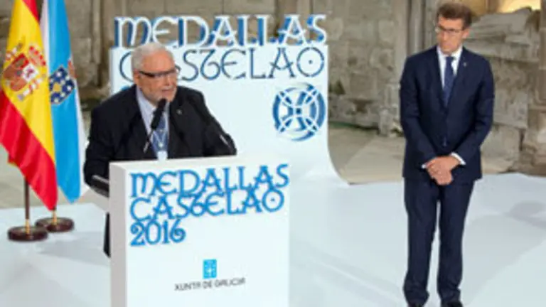 SANTIAGO13,00 h.-    O titular da Xunta de Galicia, acompa&ntilde;ado do seu Executivo, presidir&aacute; a cerimonia de imposici&oacute;n das Medallas Castelao 2016. Na Igrexa de San Domingos de Bonaval. Intervenci&oacute;n aberta aos medios. Ao finalizar, realizarase unha fotograf&iacute;a de grupo cos galardoados.foto xo&aacute;n crespo28/06/16