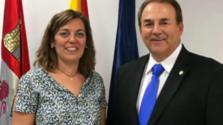 Milagros Marcos y Donald J. Salazar