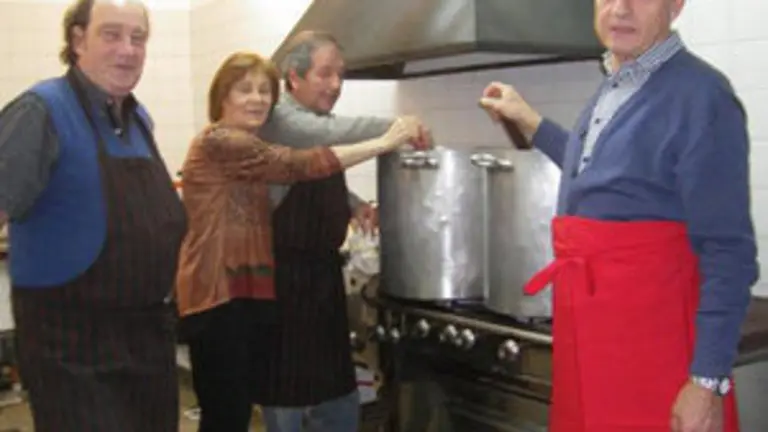 cast y leon pizza 31 7 23