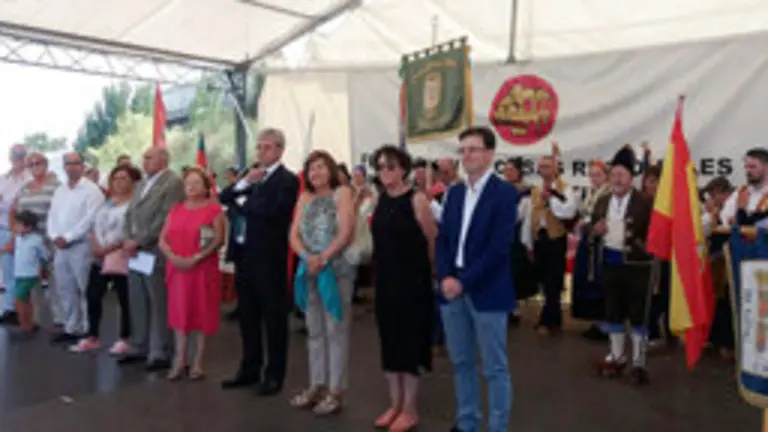 EL CONSEJERO DE PRESIDENCIA Y JUSTICIA, RAFAEL DE LA SIERRA, ACUDE AL DIA DE CANTABRIA CELEBRADO EN LAS CASA DE VALLADOLID.
9 SEP 16