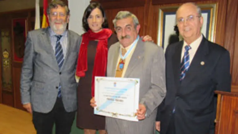 1. Centro Gallego de Santander. Premio Julio Camba