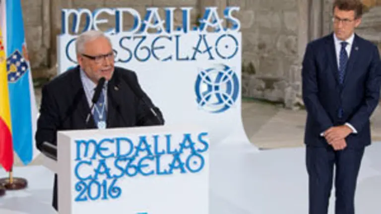 SANTIAGO13,00 h.-    O titular da Xunta de Galicia, acompa&ntilde;ado do seu Executivo, presidir&aacute; a cerimonia de imposici&oacute;n das Medallas Castelao 2016. Na Igrexa de San Domingos de Bonaval. Intervenci&oacute;n aberta aos medios. Ao finalizar, realizarase unha fotograf&iacute;a de grupo cos galardoados.foto xo&aacute;n crespo28/06/16
