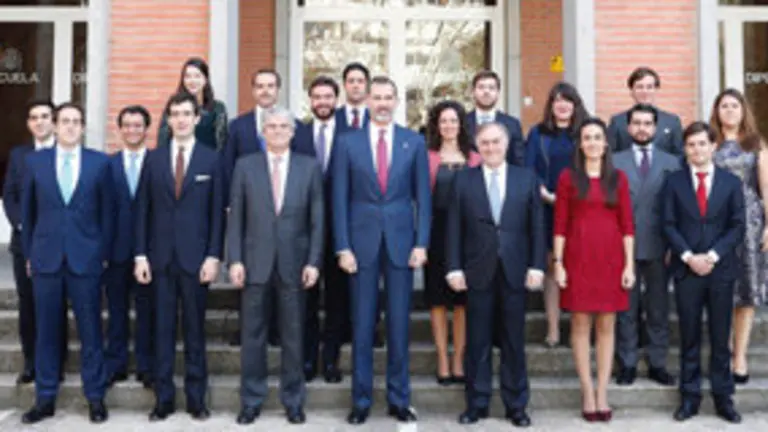 Rey-Escuela Diplomatica