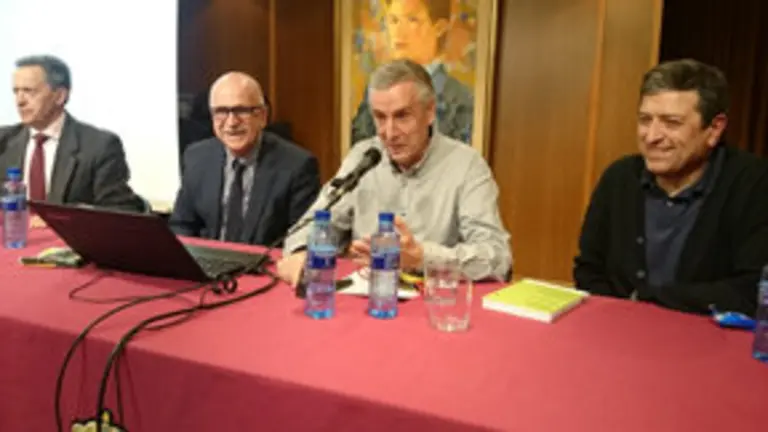 CA Madrid.Catedra Asturias-Leon1