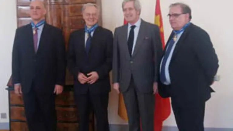 China-condecorados en Embajada