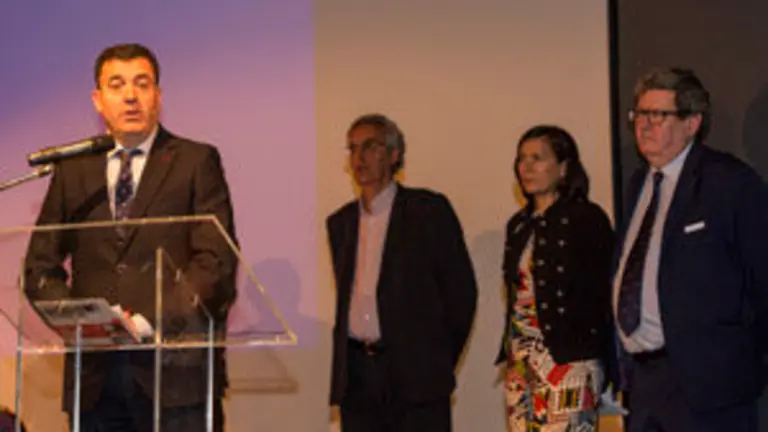 Exposición José Suárez Paris 7