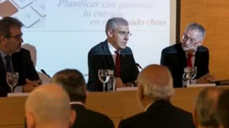 09,30 h.-    O conselleiro de Econom&iacute;a, Emprego e Industria, Francisco Conde, participar&aacute; na xornada Internacionalizaci&oacute;n das empresas galegas no mercado de China. No Club Financiero (r&uacute;a Letonia, 2).foto xo&aacute;n crespo17/04/17