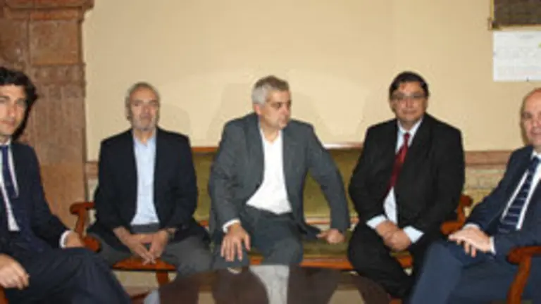 Moreno y directivos locales