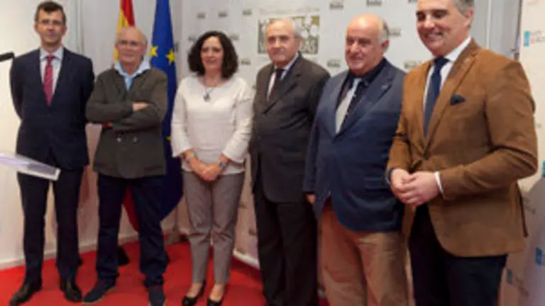 Javier Maté, Francisco García Álvarez, la directora xeral Belén do Campo, el delegado de la Xunta, José Ramón Ónega, Avelino García y Miguel Ángel Viso