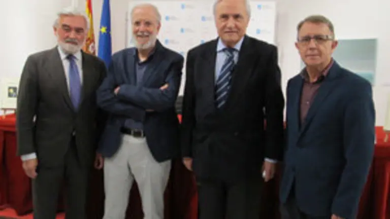 Darío Villanueva, Siro López, el delegado de la Xunta, José Ramón Ónega, y Manuel González