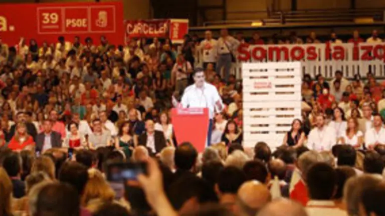 Pedro-Sanchez-discurso-Congreso-PSOE_ECDIMA20170618_0002_21